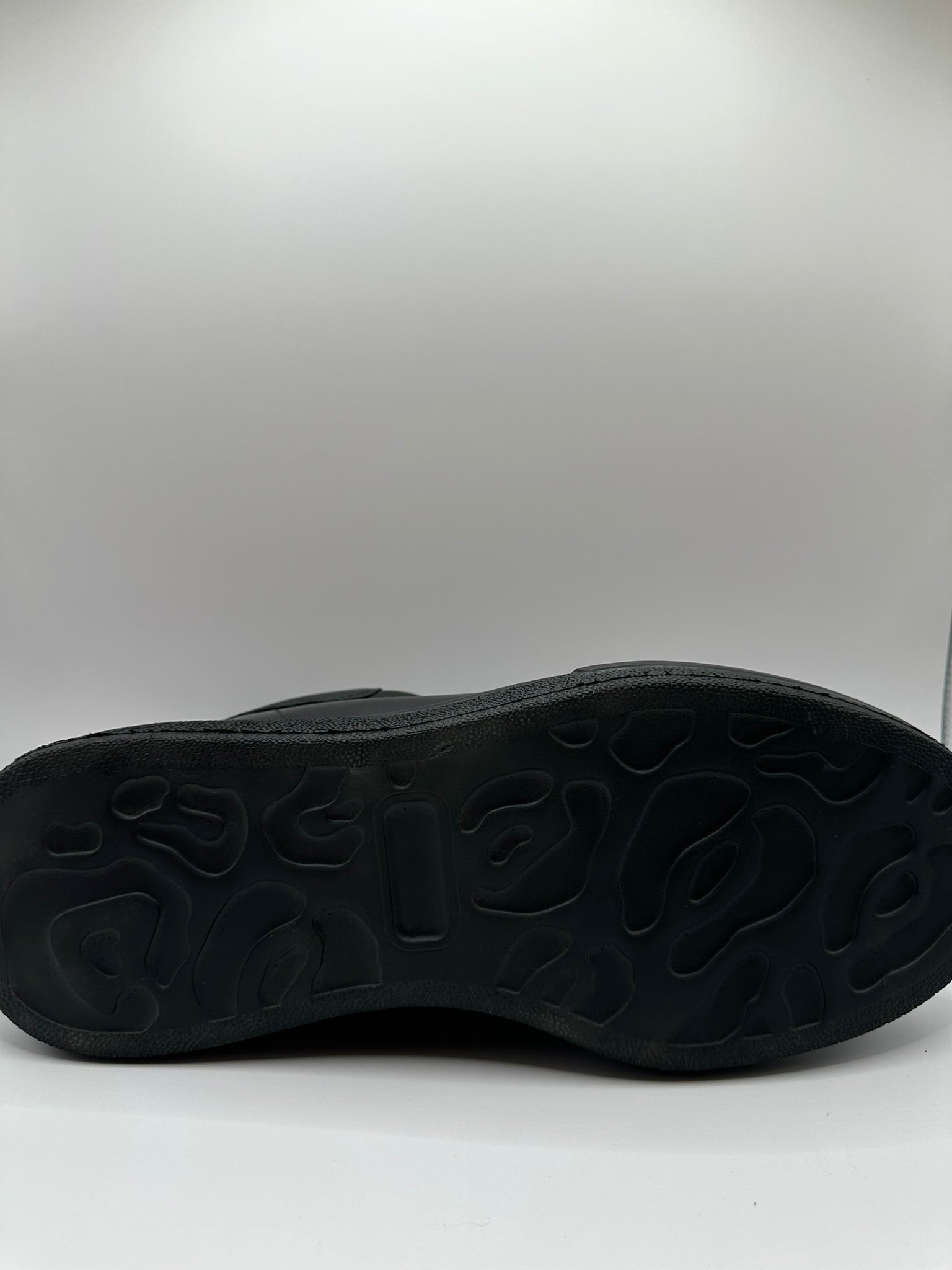 Adidasi Barbati Nevalis