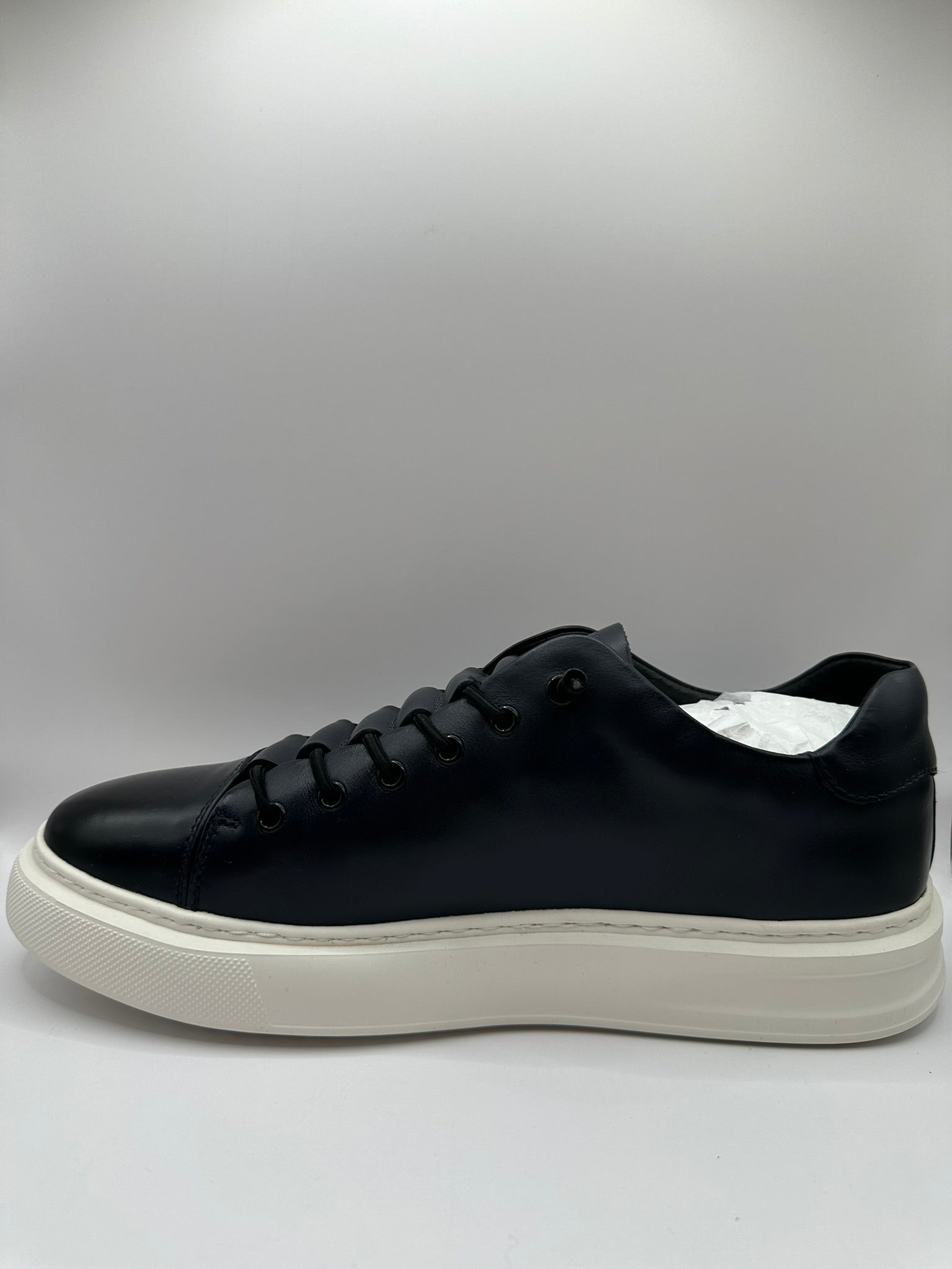 Adidasi Johan Scarpe