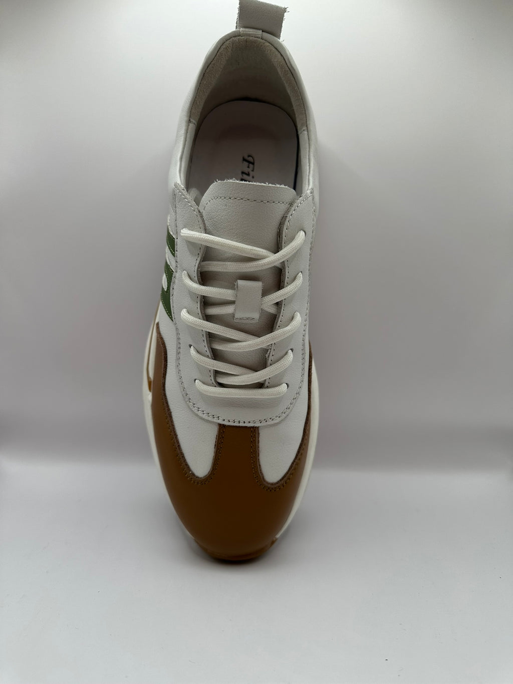 Adidasi Johan Scarpe