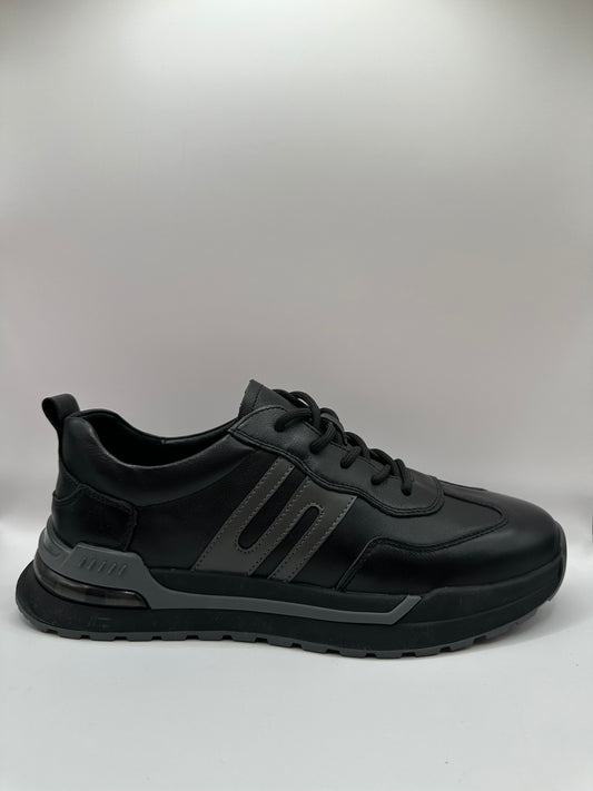 Adidasi Johan Scarpe