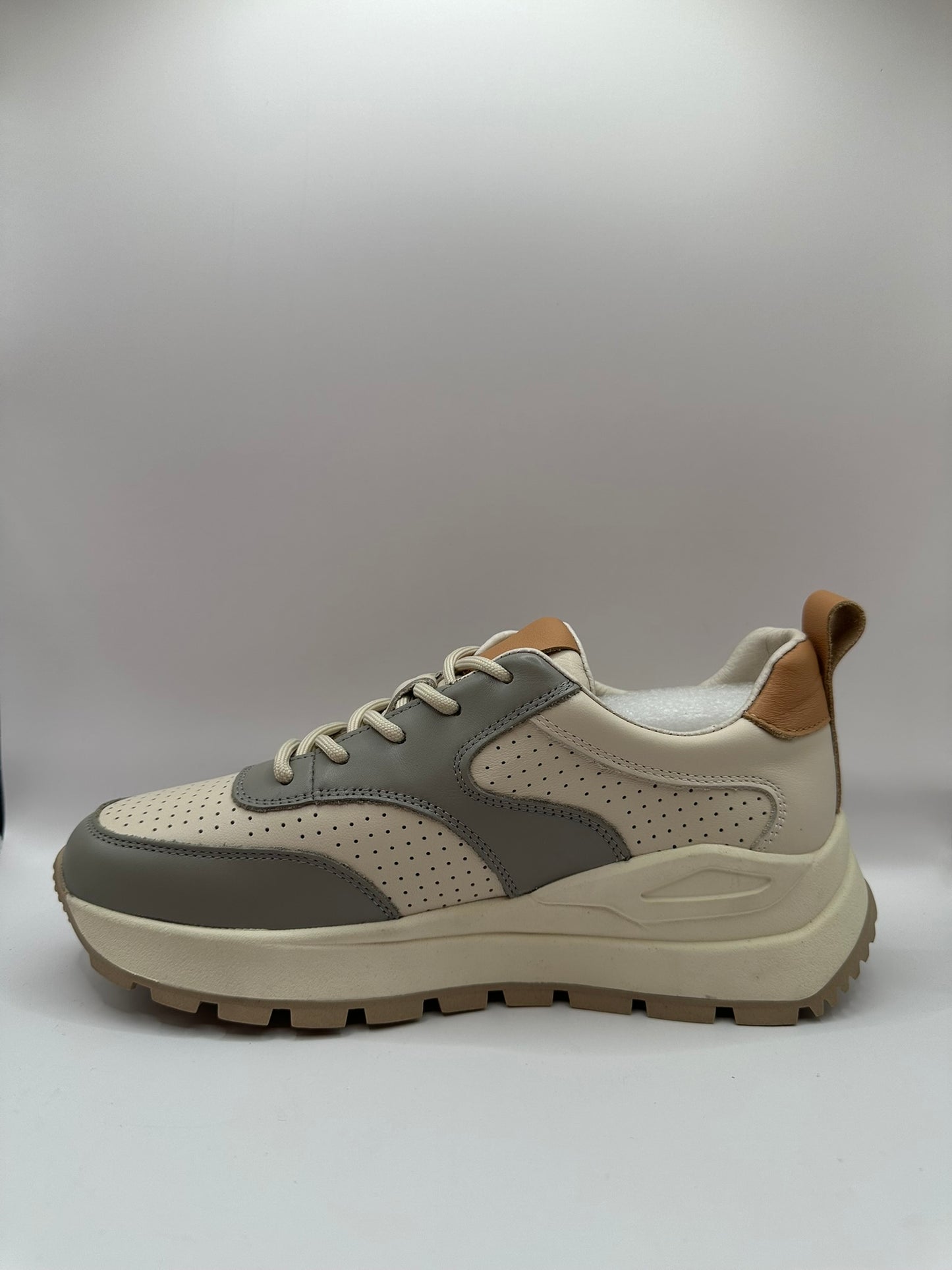 Adidasi Betina Scarpe 23370