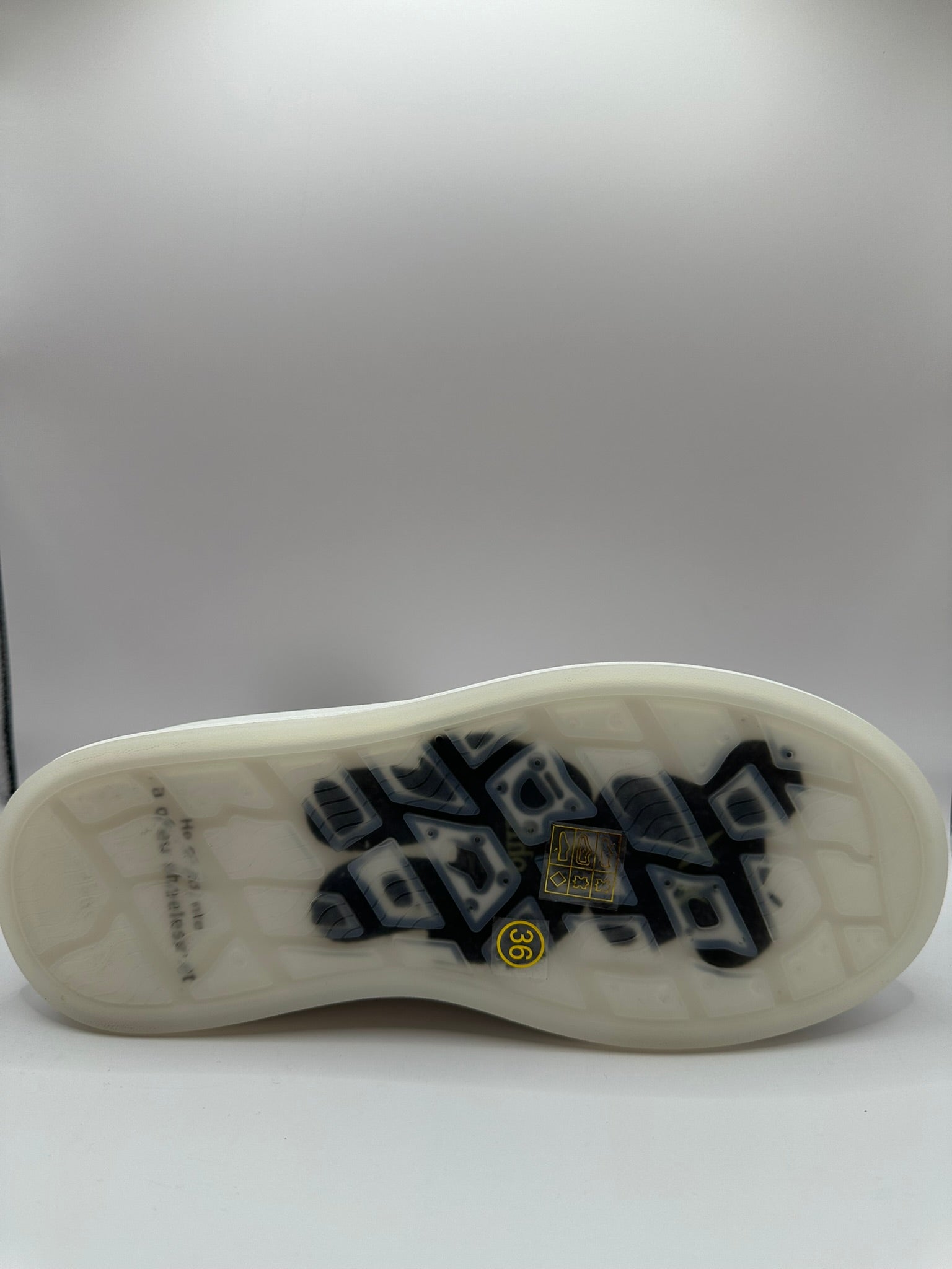 Adidasi Betina Scarpe 22126