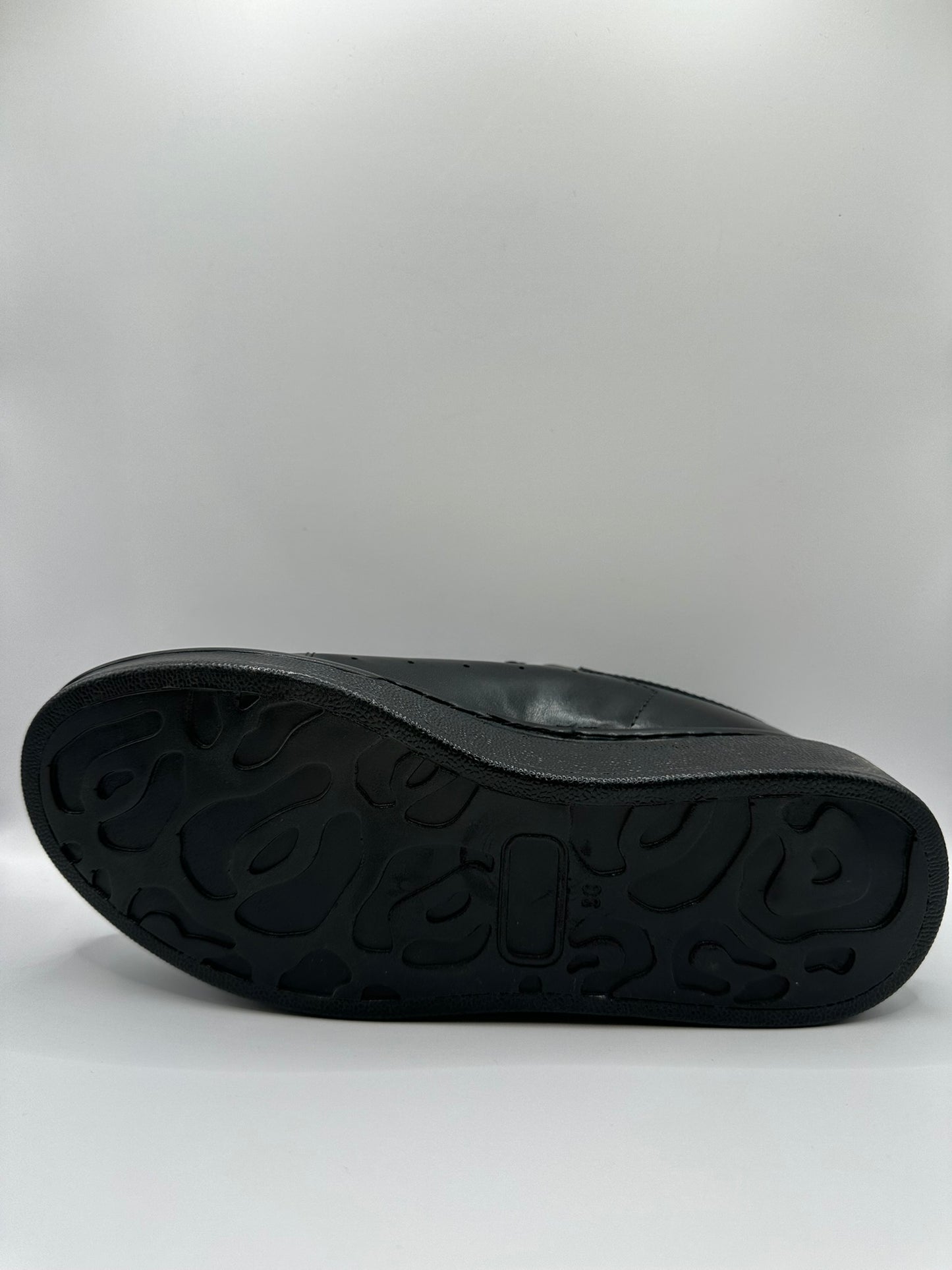 Adidasi Relin 319