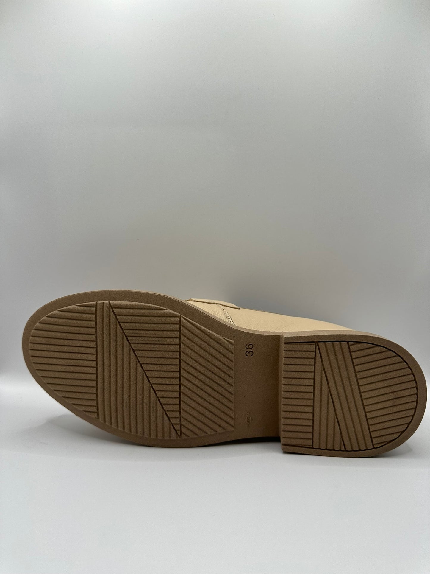 Pantofi Gitanos 552