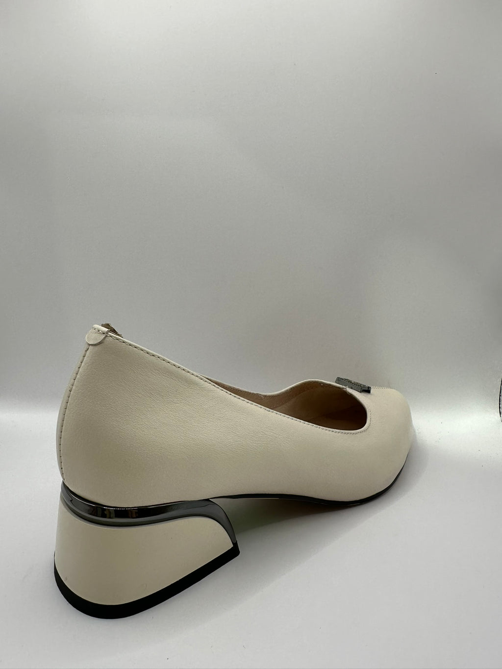 Pantofi Betina Scarpe B749-K738