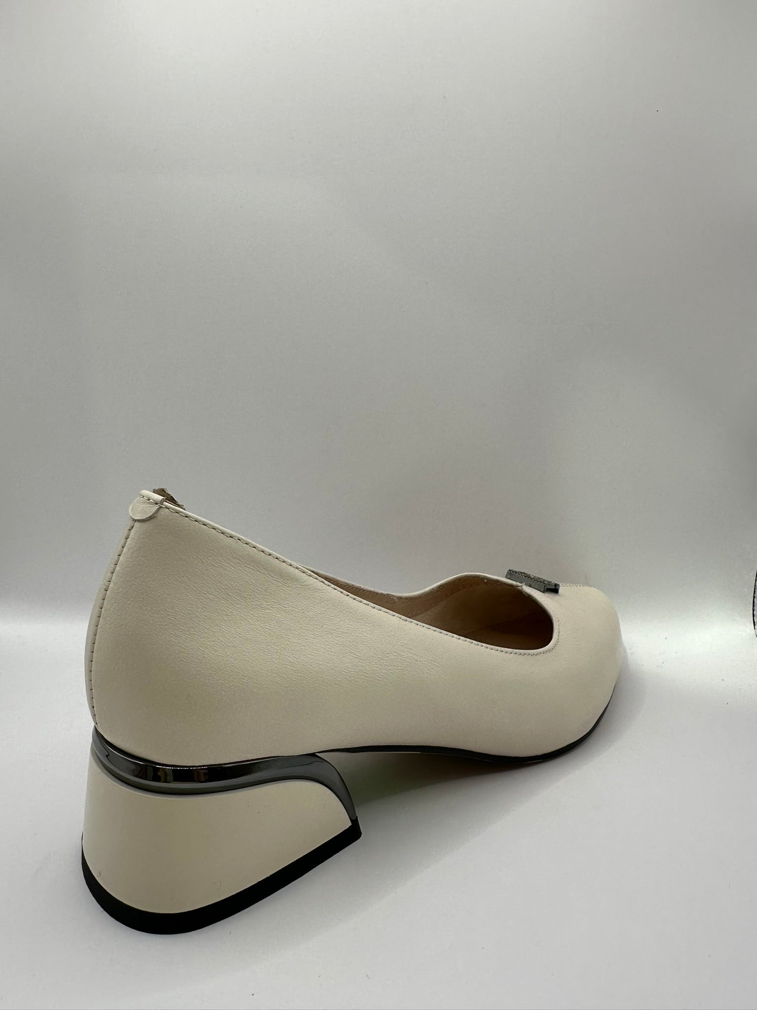 Pantofi Betina Scarpe B749-K738