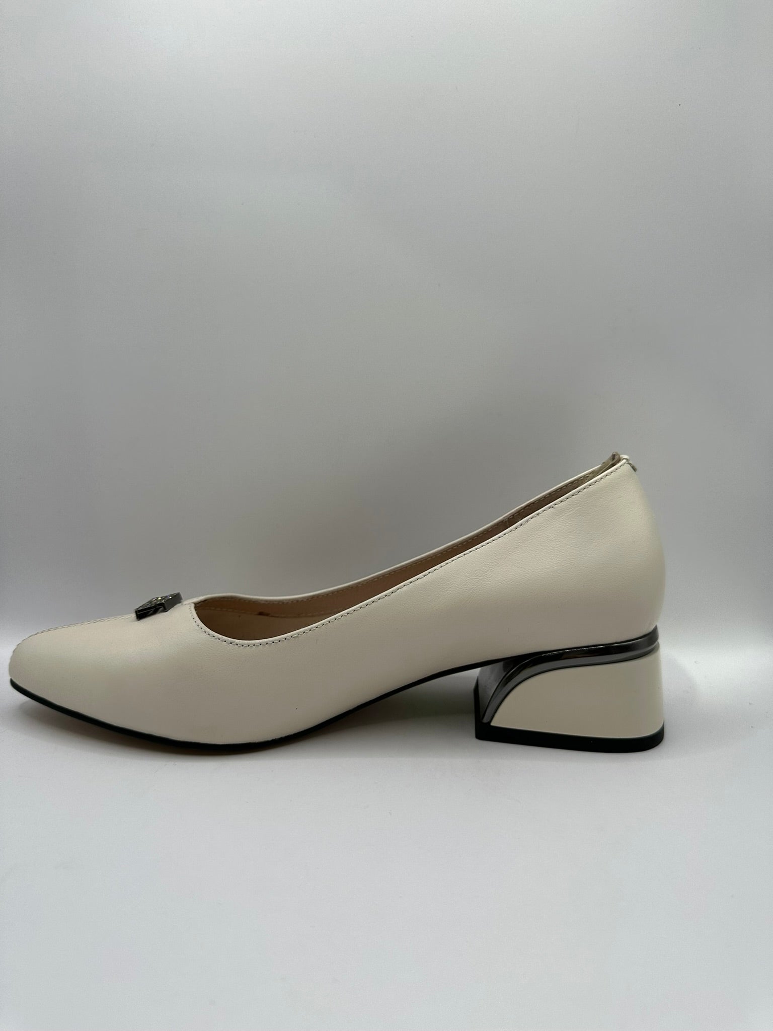 Pantofi Betina Scarpe B749-K738