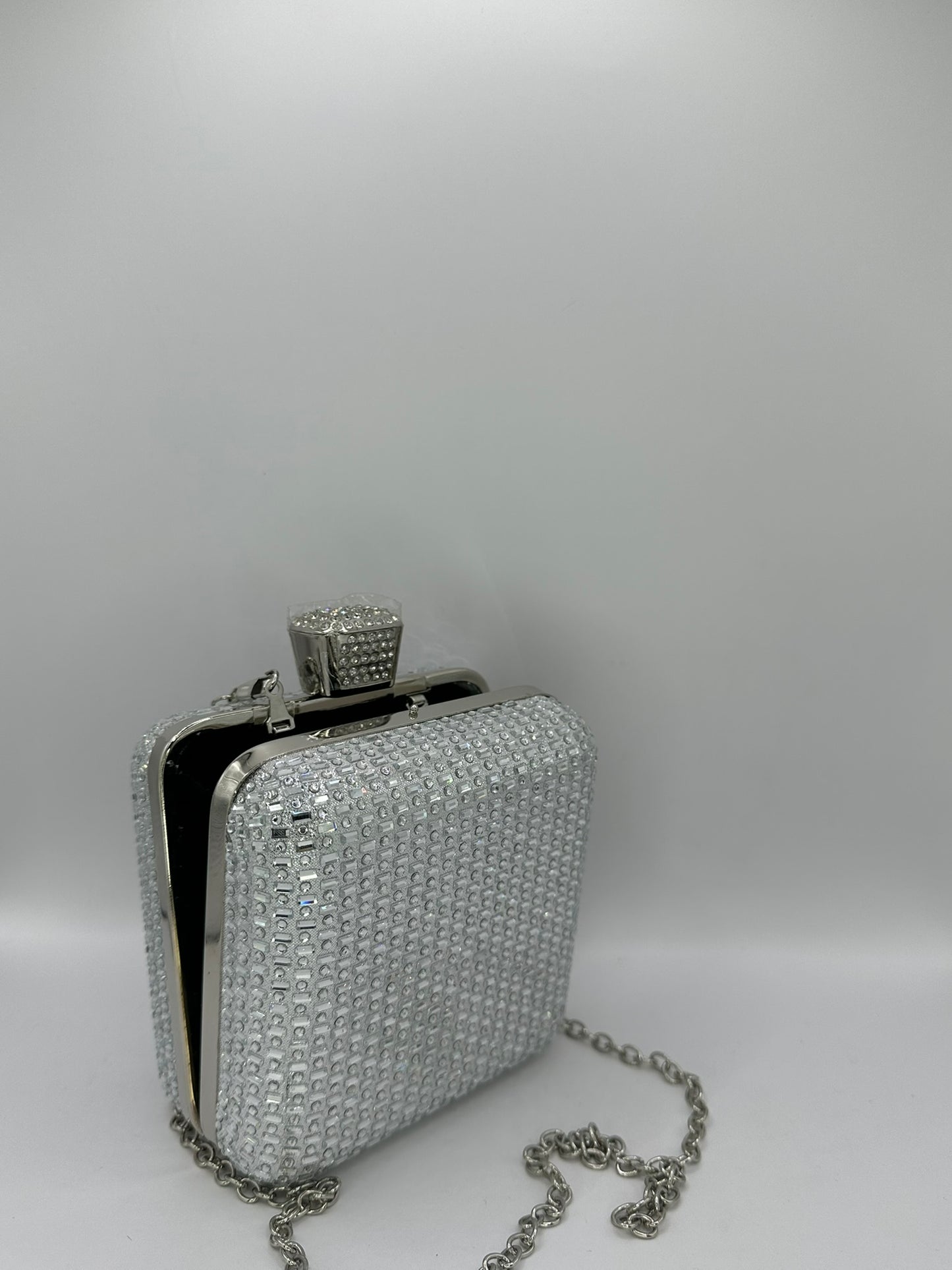 Geanta Clutch