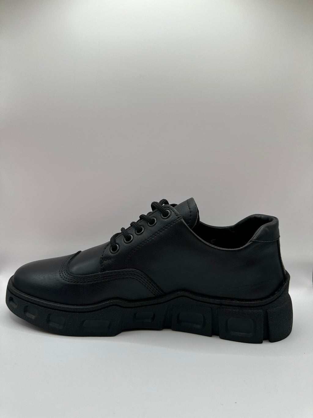 Adidasi Barbati Gitanos - Lori Shoes