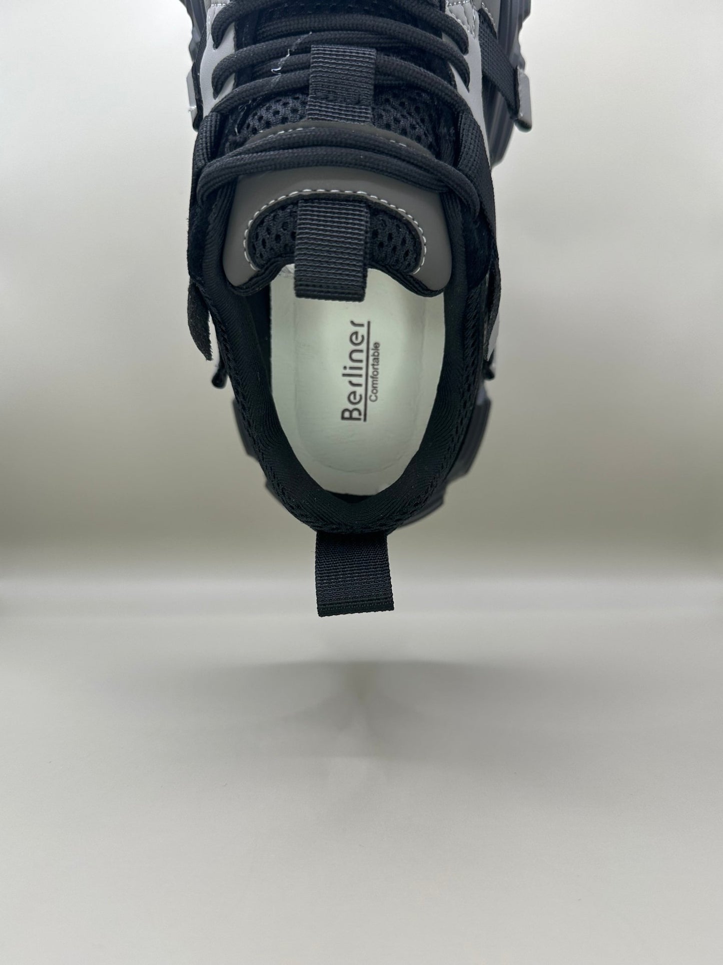 Adidaşi Berliner damǎ - Lori Shoes