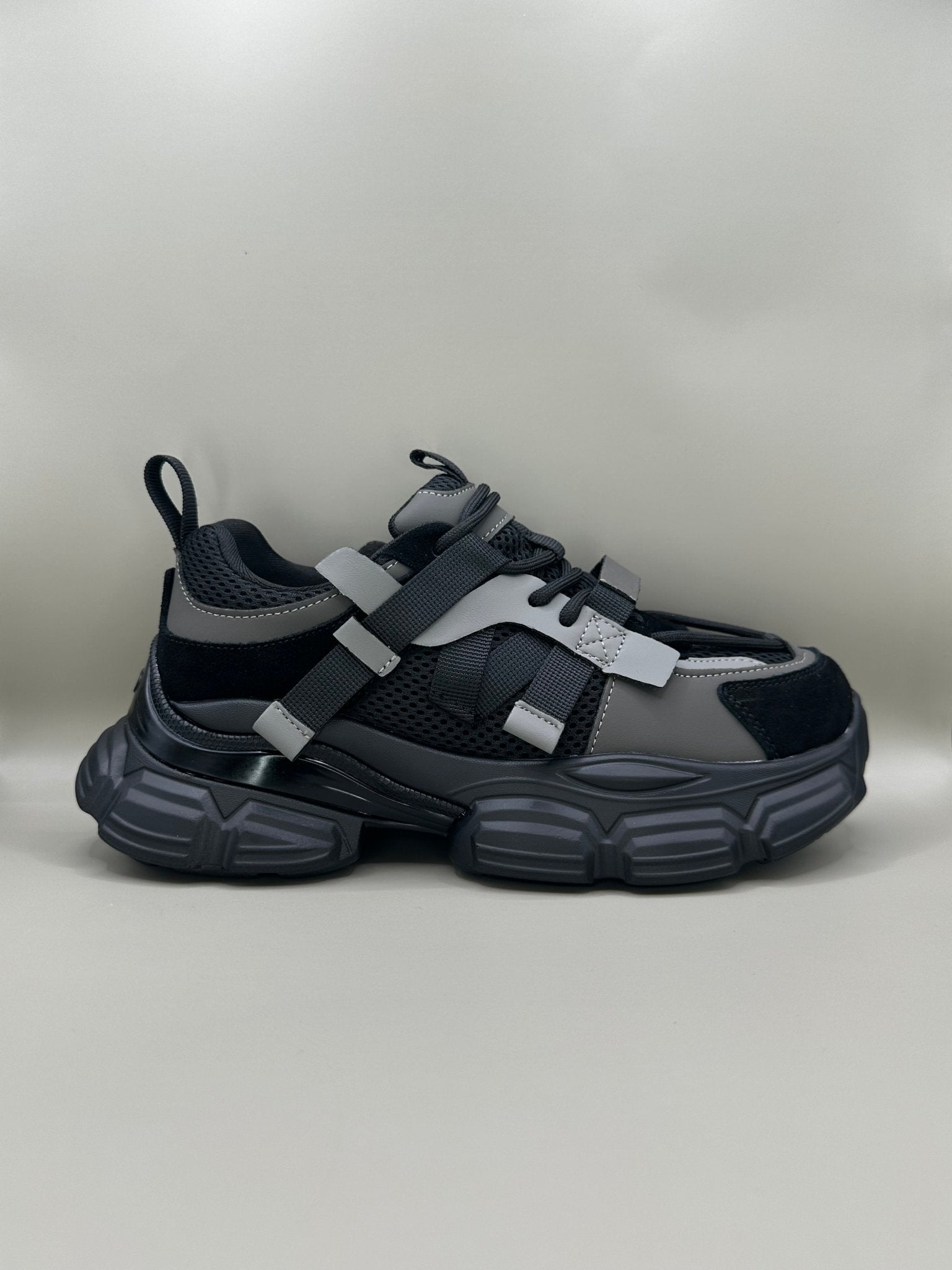 Adidaşi Berliner damǎ - Lori Shoes