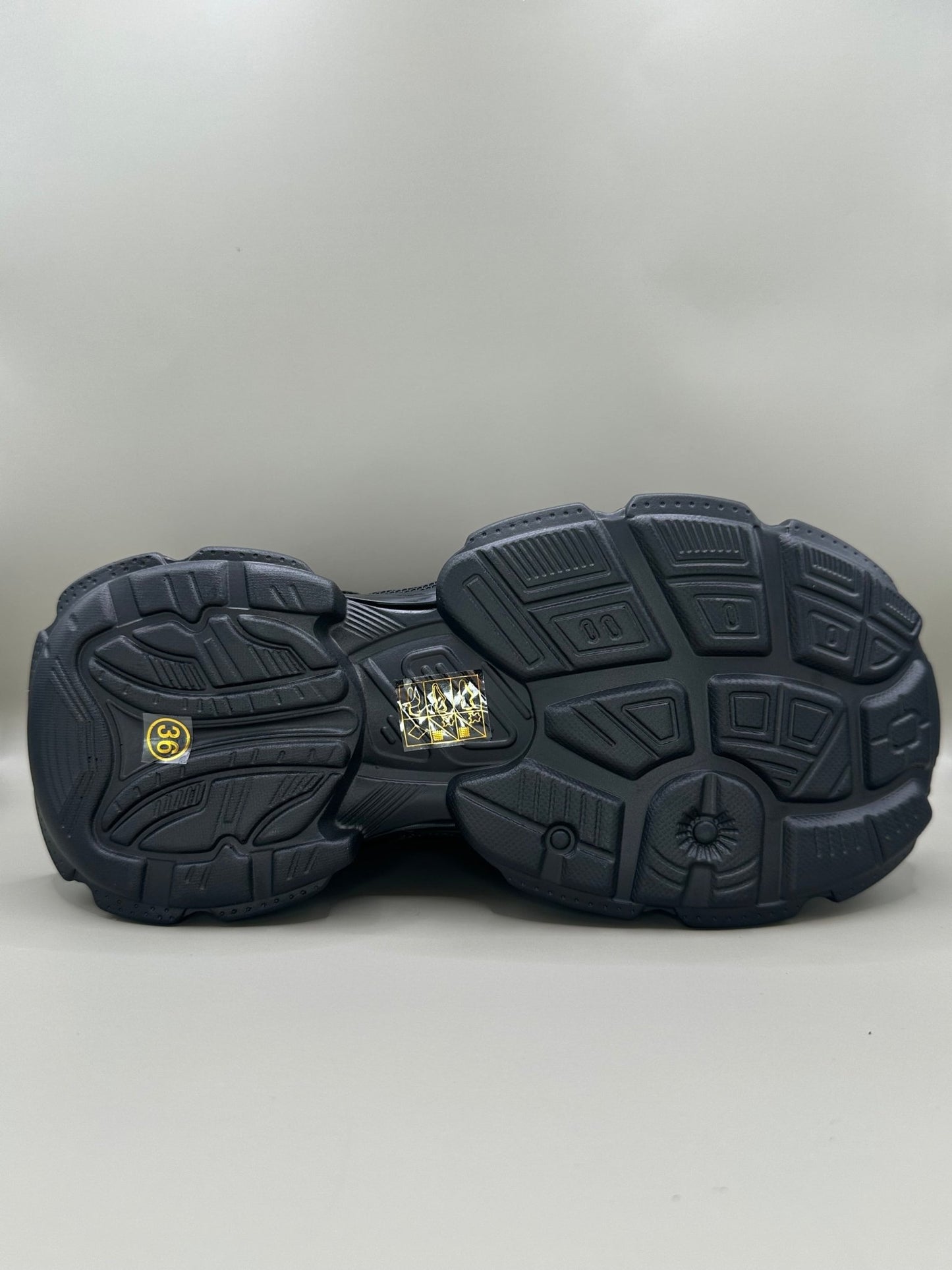 Adidaşi Berliner damǎ - Lori Shoes