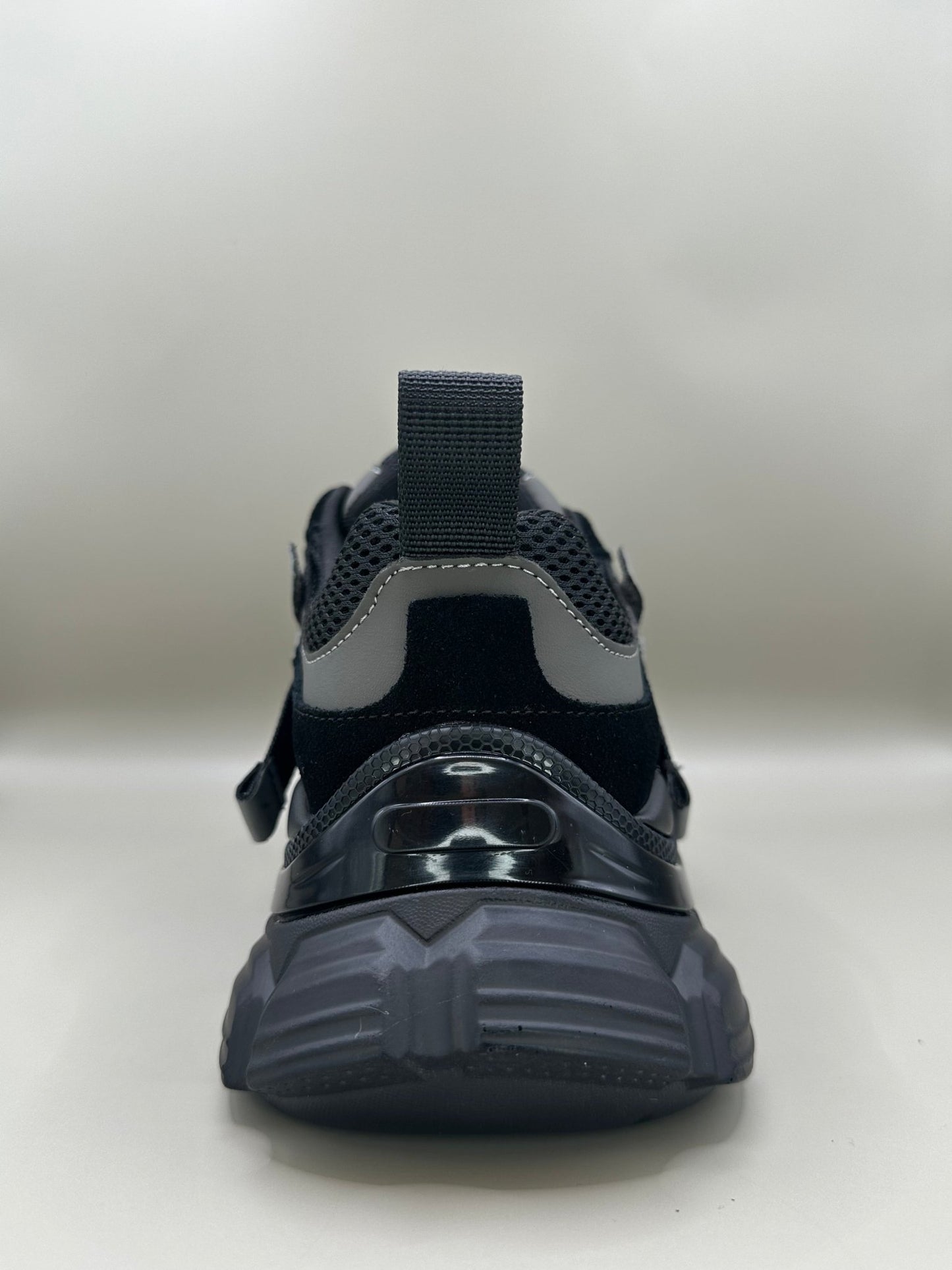 Adidaşi Berliner damǎ - Lori Shoes