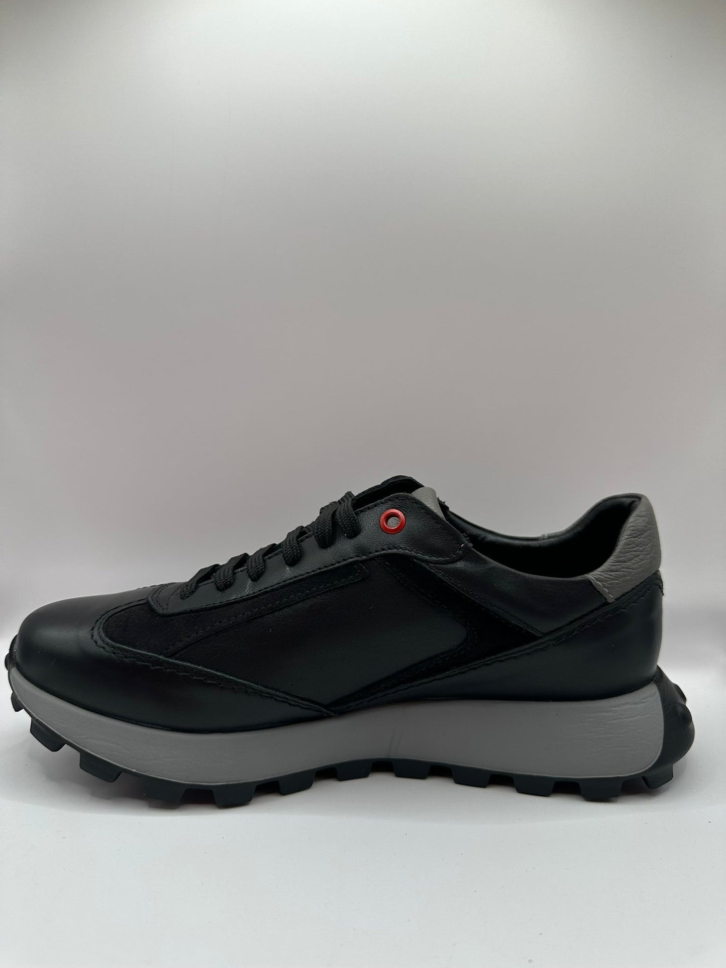 Adidasi Gitanos - Lori Shoes