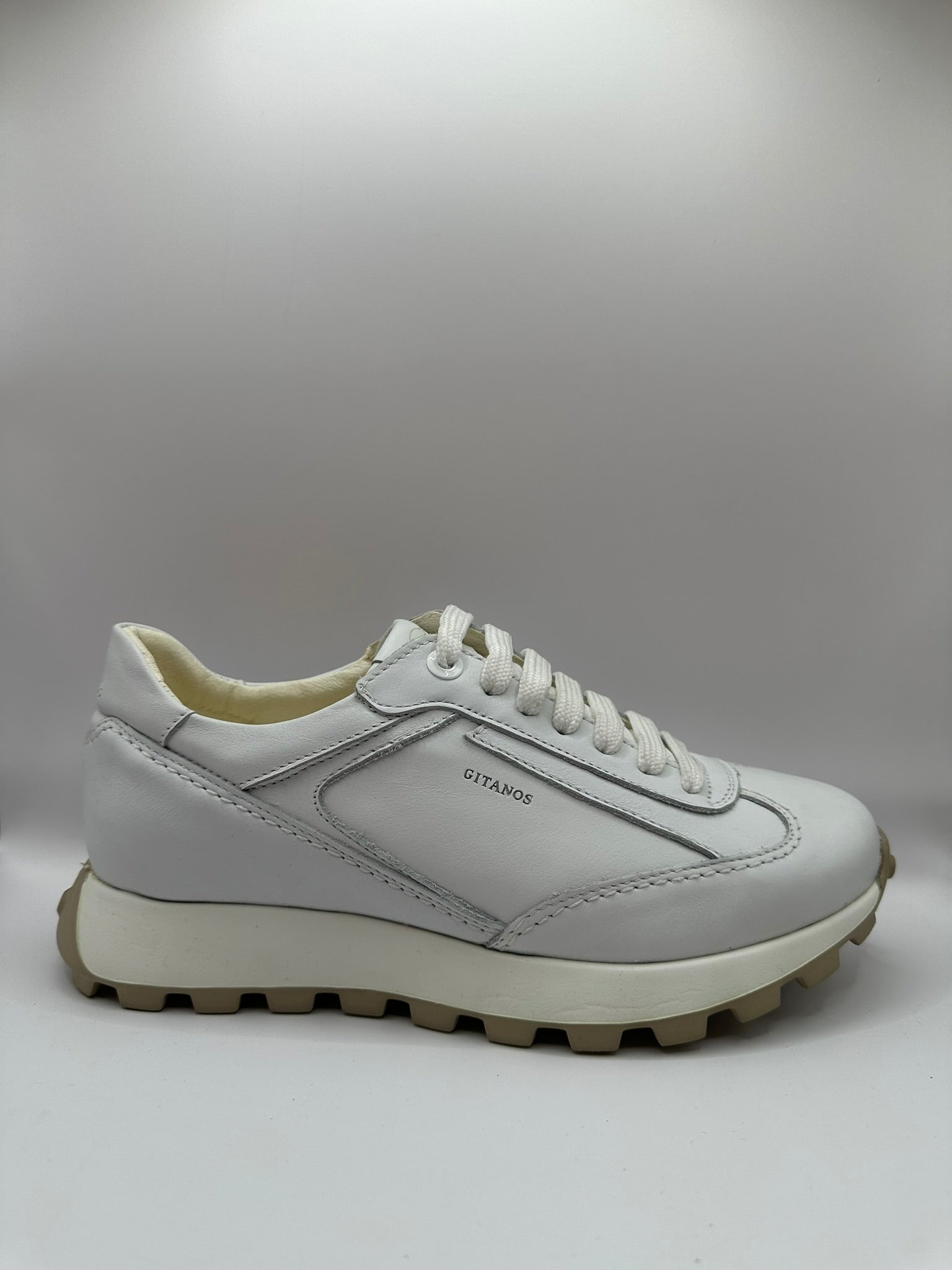 Adidasi Gitanos - Lori Shoes