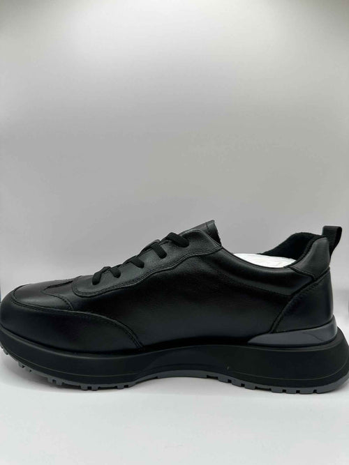 Adidasi Johan Scarpe