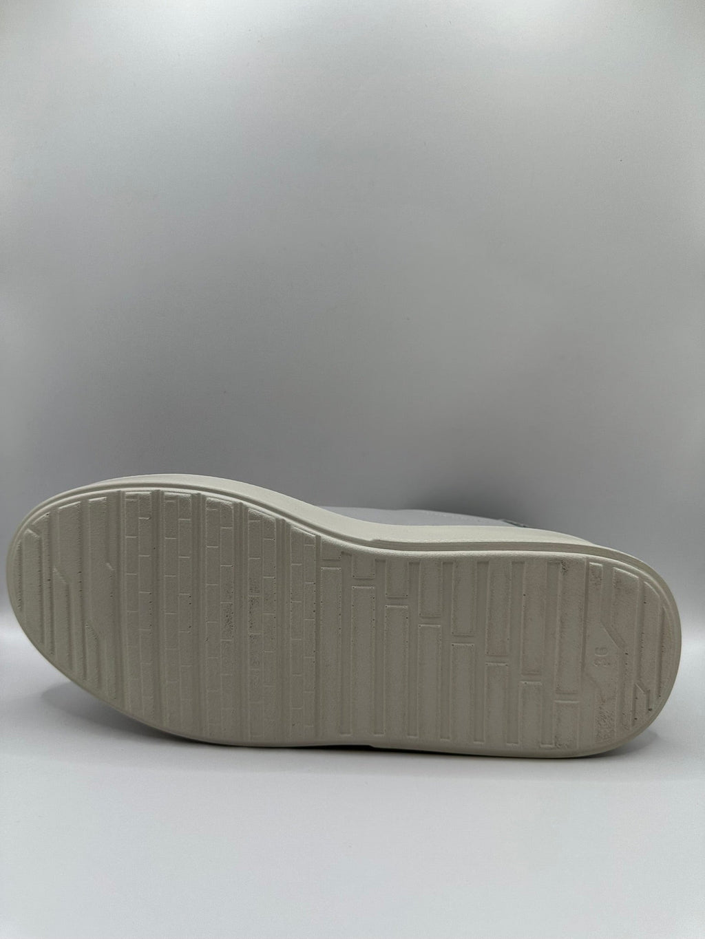 Adidasi Kelik 2023 - Lori Shoes