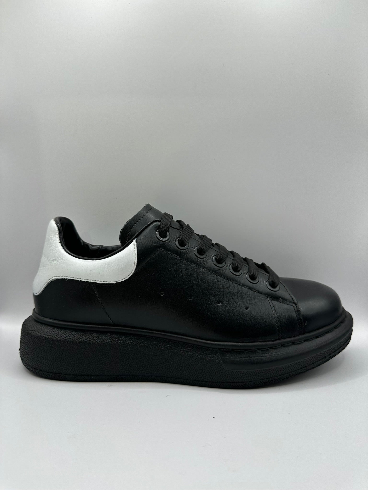 Adidasi Nevalis 442 - Lori Shoes