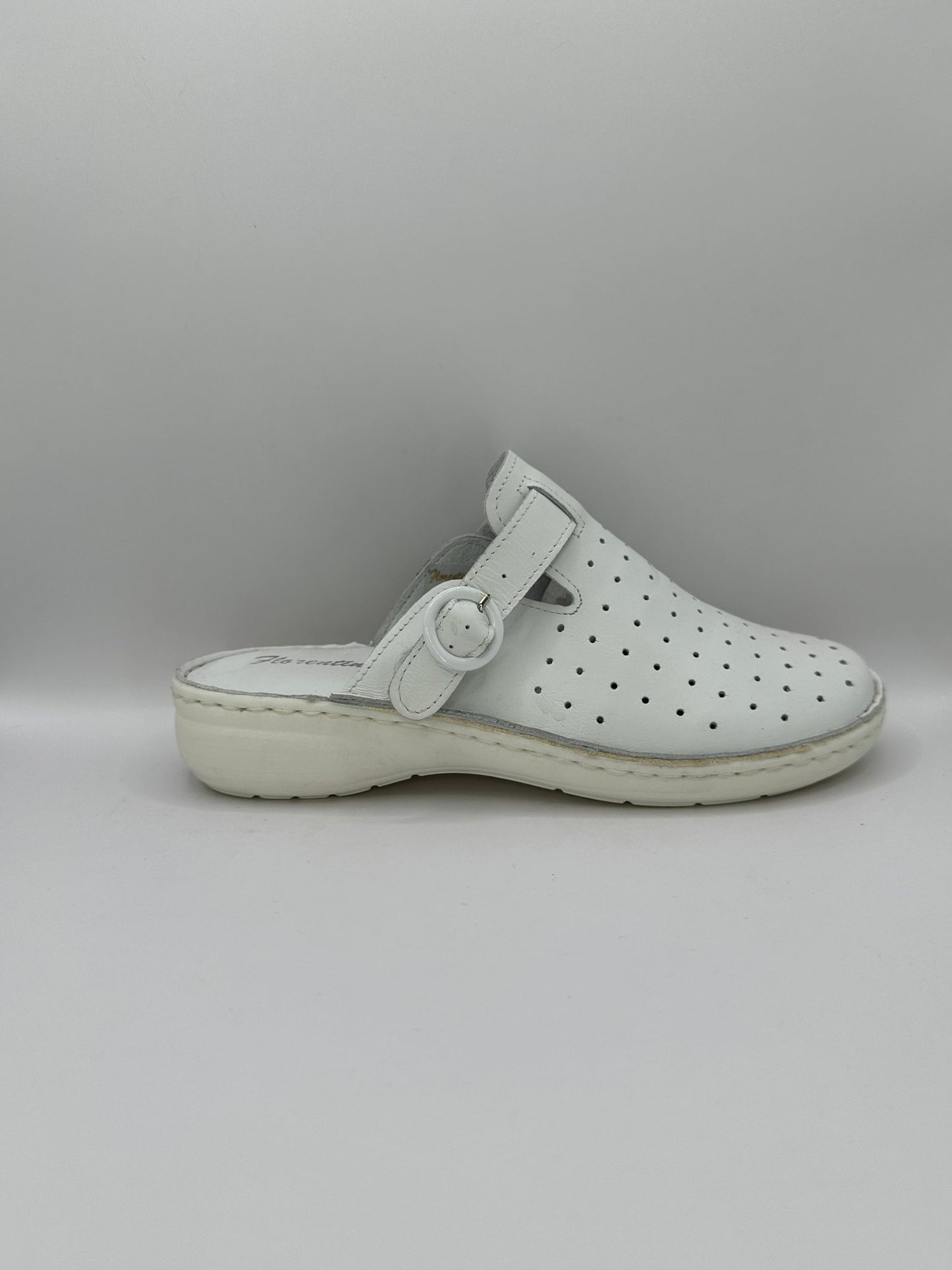 Saboti Medicinali - Lori Shoes